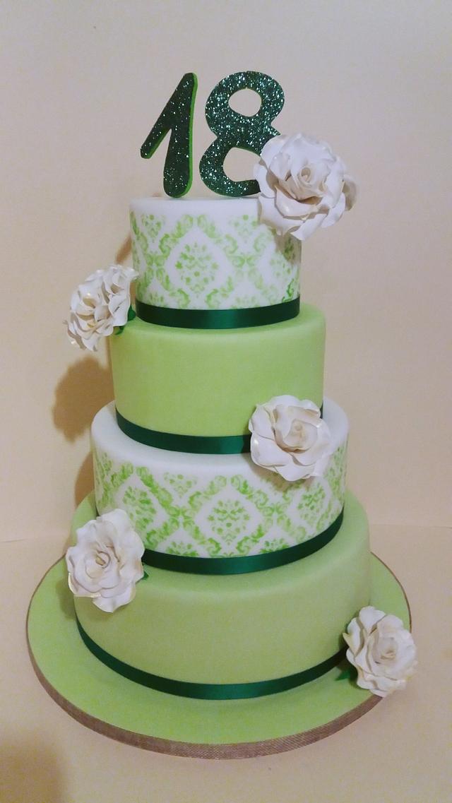 Green - Decorated Cake by Daniela Mistretta - CakesDecor