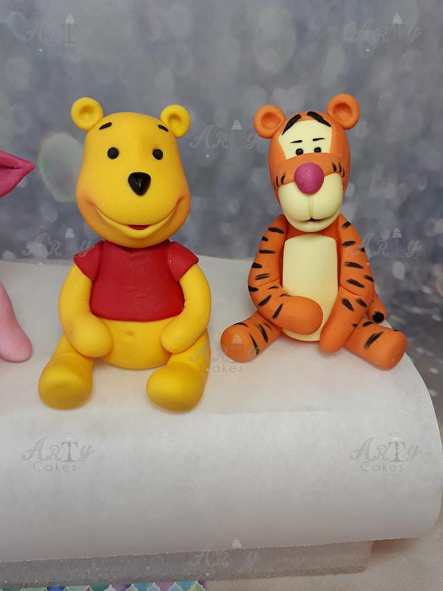 Winne the pooh gang by Arty cakes - Cake by Arty cakes - CakesDecor