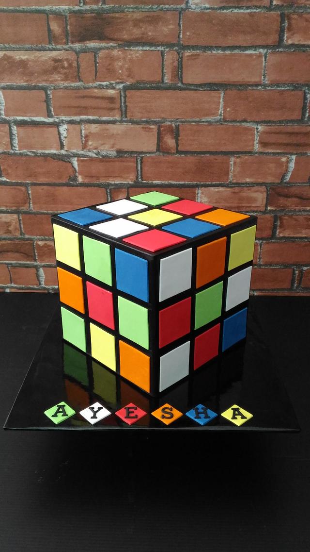 Rubik Cube cake
