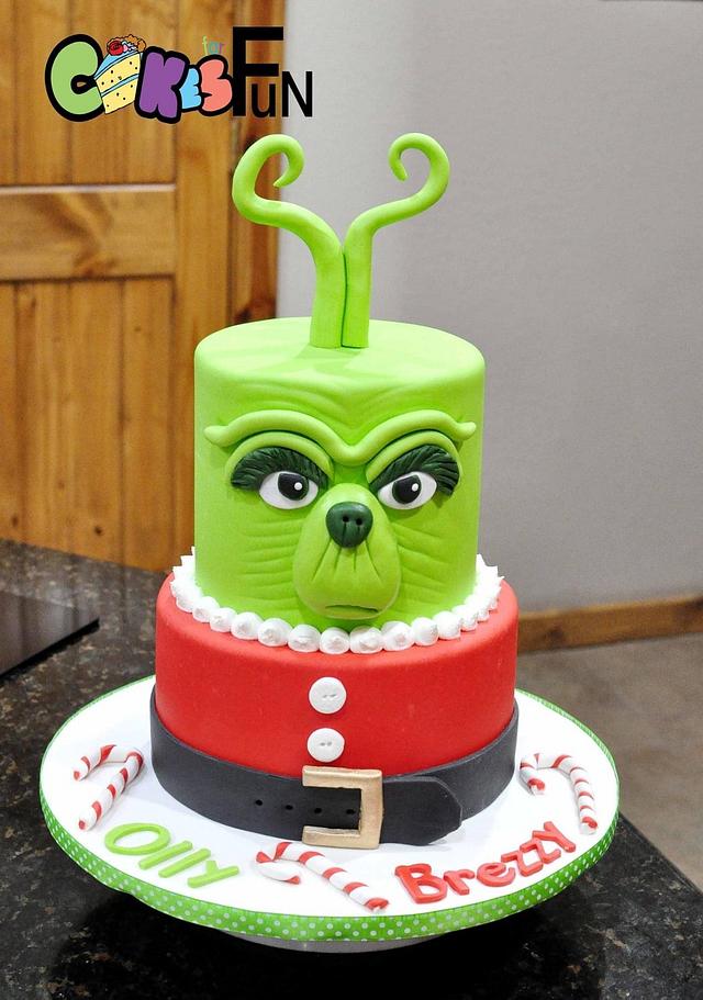 Grinch Christmas Cake - Decorated Cake by Cakes For Fun - CakesDecor