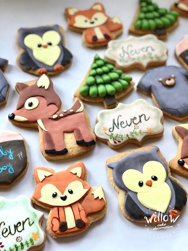 Woodland cookies - Decorated Cookie by Willow cake - CakesDecor