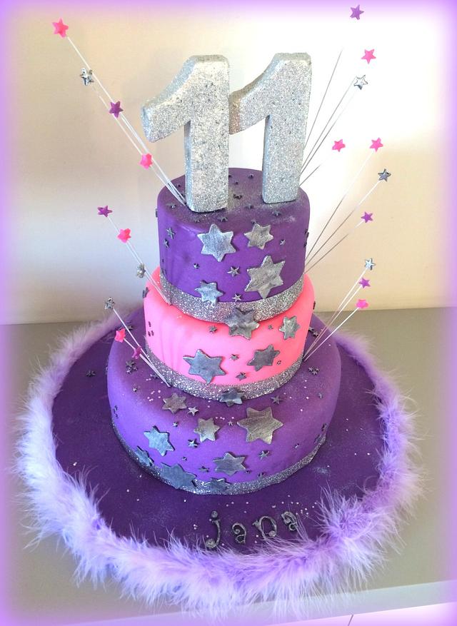 Jana's stars! - Cake by Sugar&Spice by NA - CakesDecor