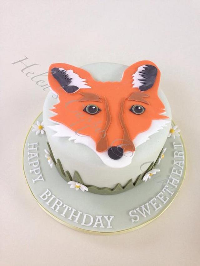 Foxy Lady - Decorated Cake by Helen Allsopp - CakesDecor