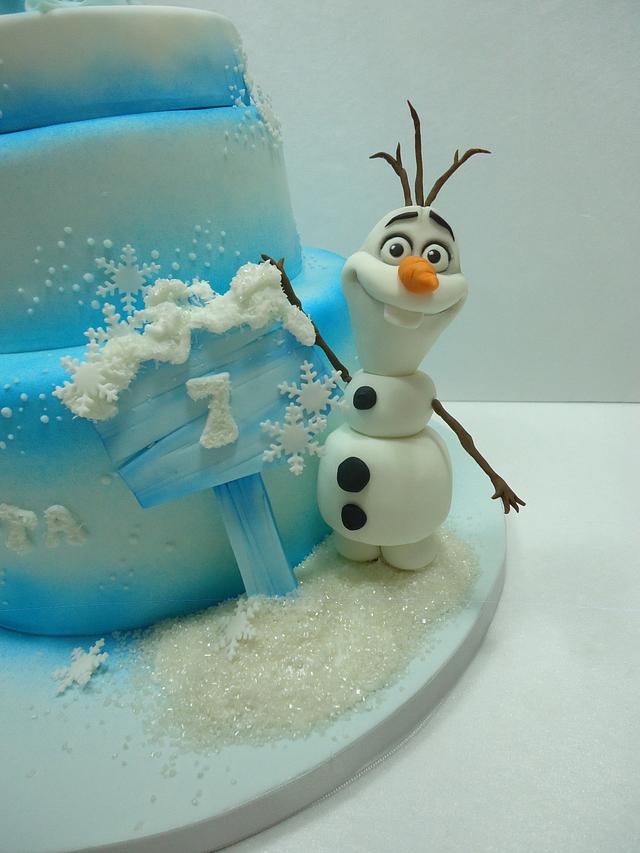 Frozen - Elsa and Olaf - Cake by Diletta Contaldo - CakesDecor