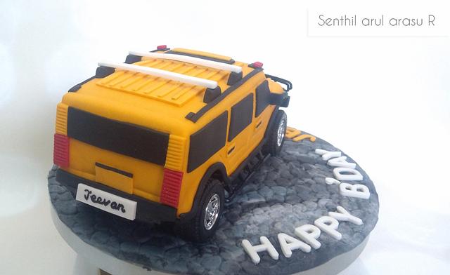 Remote operated moving hummer cake