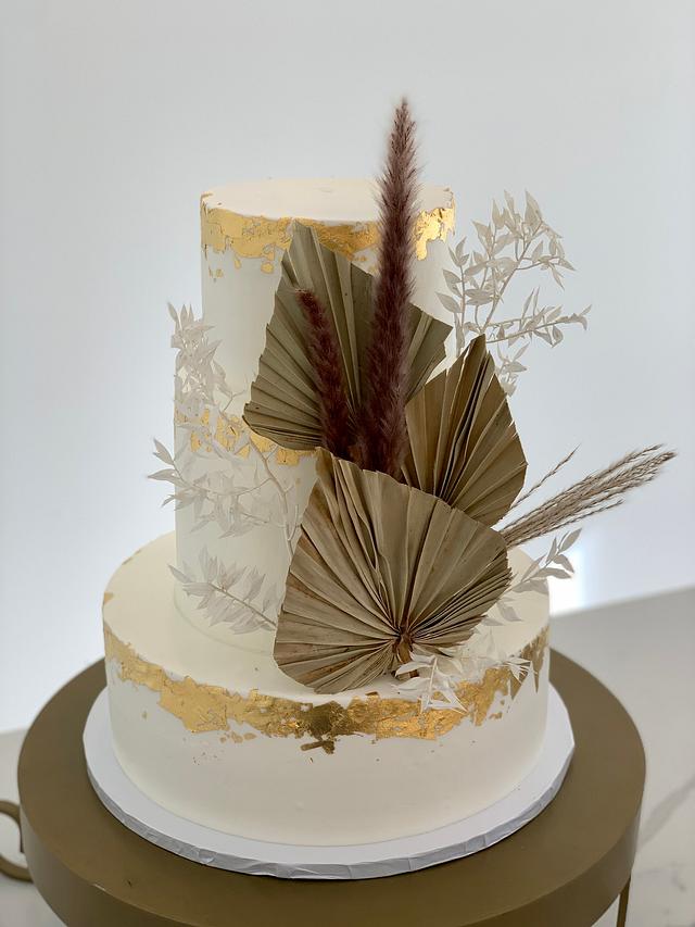 Boho style wedding cake 