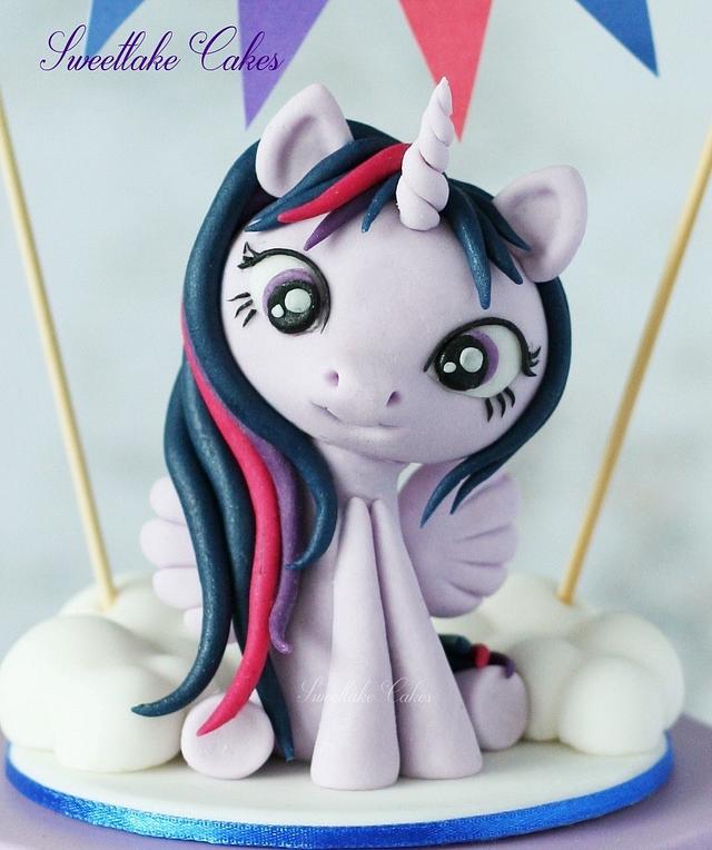 Princess Twilight Sparkle - Cake by Tamara - CakesDecor