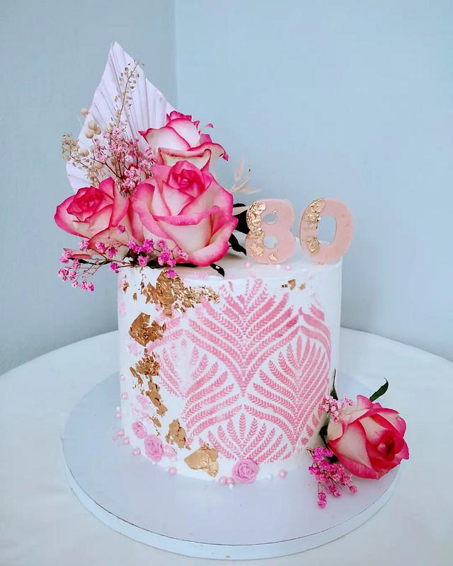 Rose - Decorated Cake by alenascakes - CakesDecor