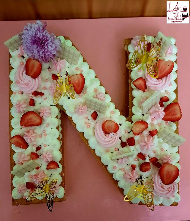 Amazon.com: WeiaMaoYi R Cake Topper Initial Cake Topper Letter R Cake  Topper Monogram Cake Topper Cake Toppers for Wedding Custom Cake Topper  Rustic Wedding Cake : Grocery & Gourmet Food