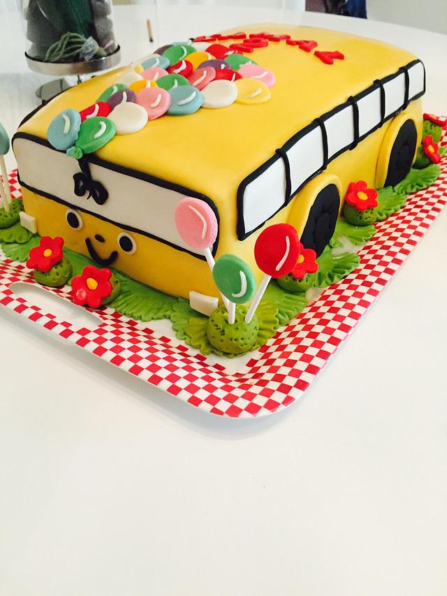 14+ Wheels On The Bus Cake