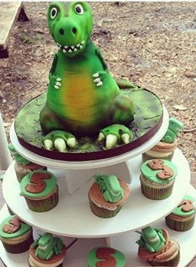 3d Cartoon T Rex Cake And Cupcakes Cake By Cakery Cakesdecor