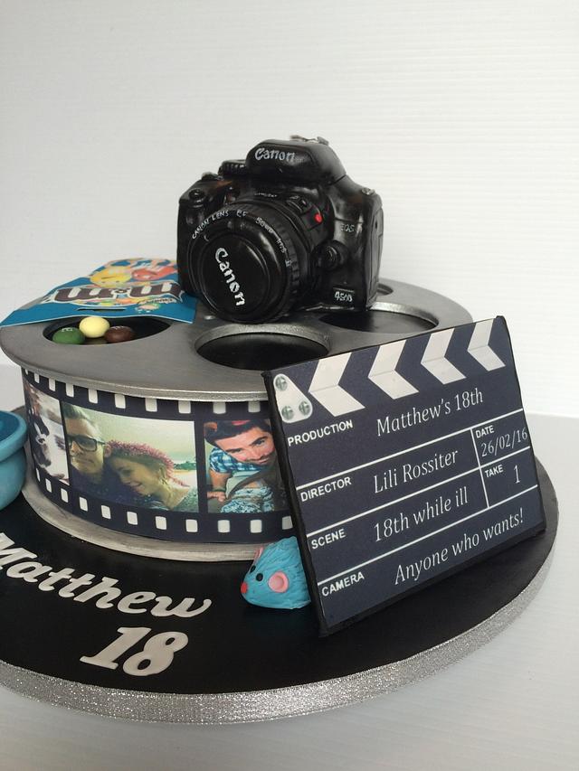 Camera birthday cake - Cake by Dragons and Daffodils - CakesDecor