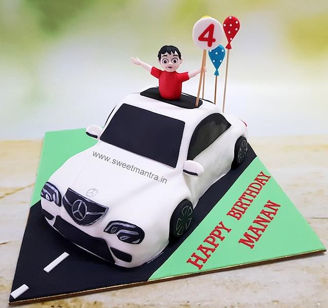 Car 3D Fondant Cake