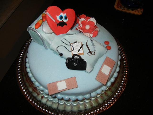 "Mend a Heart" cake