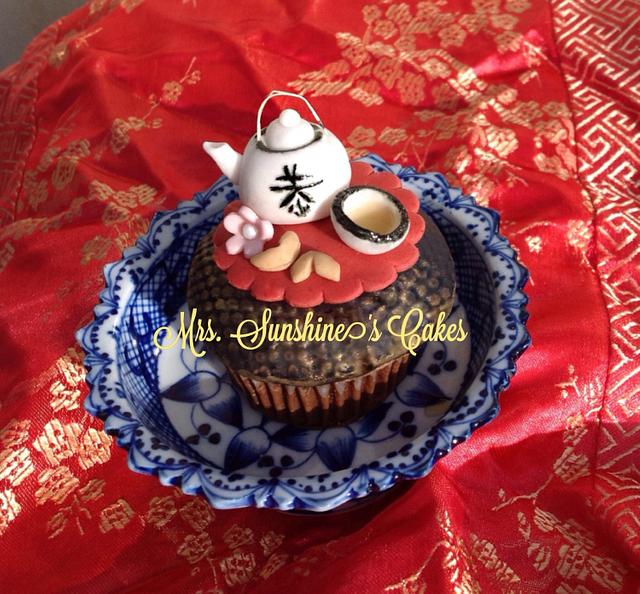 Chinese tea set Decorated Cake by MrsSunshinesCakes CakesDecor