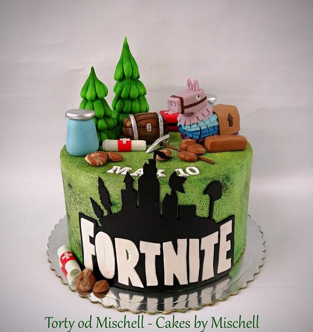 Fortnite - Decorated Cake by Mischell - CakesDecor