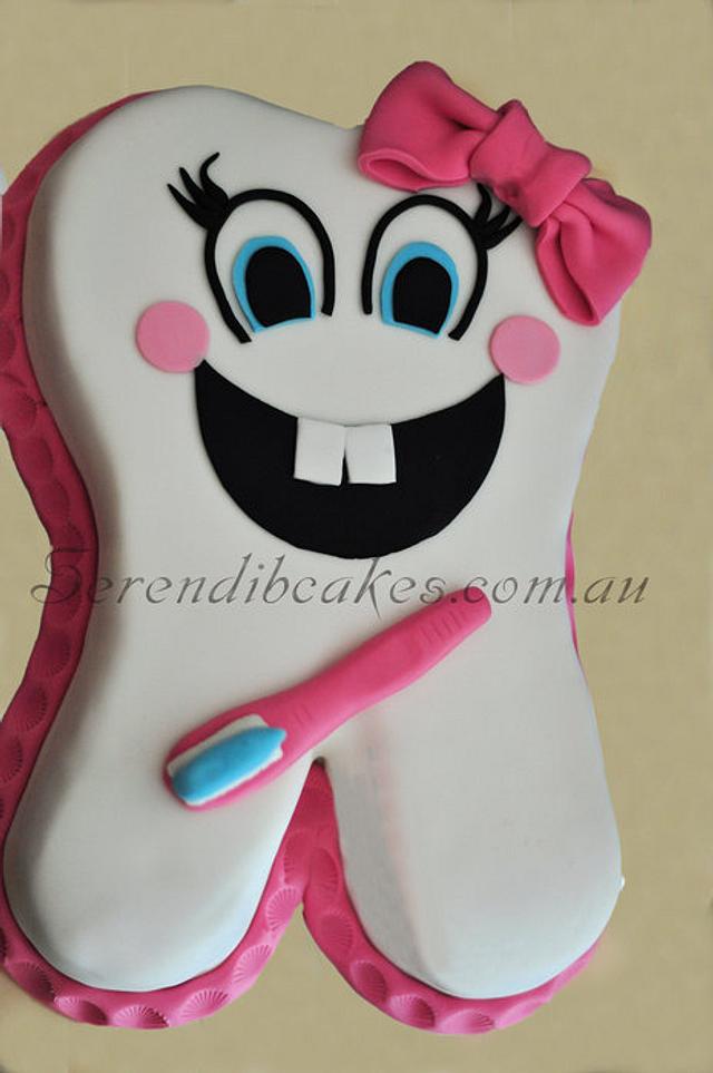 Tooth cake - Decorated Cake by Serendib Cakes - CakesDecor