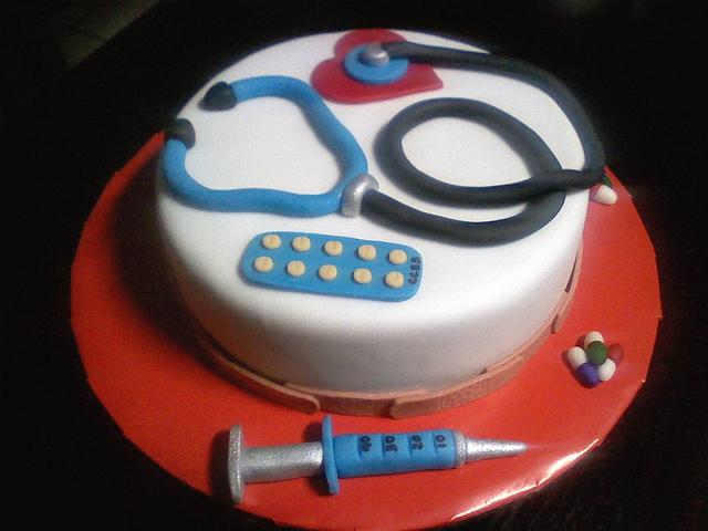 Happy Birthday Doctor Cake By N N Cakes Rodette De La Cakesdecor