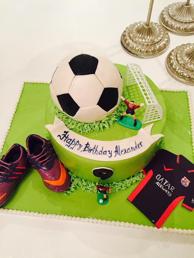 Soccer themed cake - Decorated Cake by Malika - CakesDecor