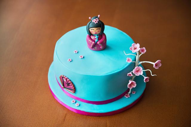 Asian cake - Decorated Cake by Yuri - CakesDecor