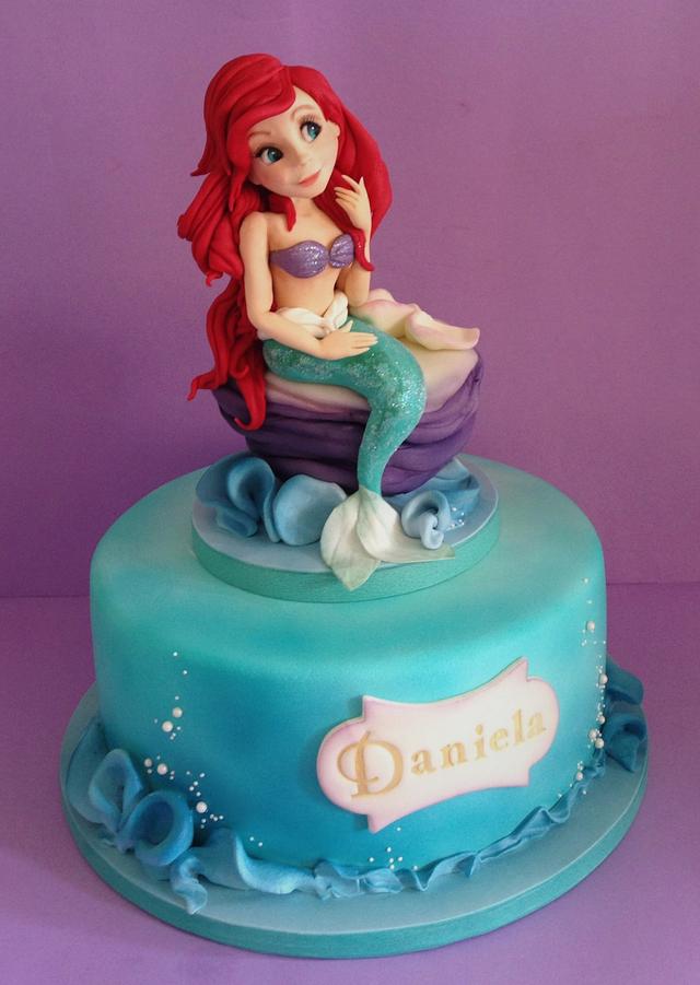 Ariel... - Decorated Cake by Cristina Sbuelz - CakesDecor