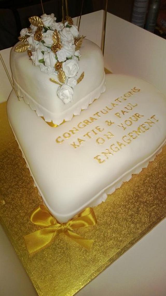 white and gold engagement cake - Decorated Cake by maggie - CakesDecor