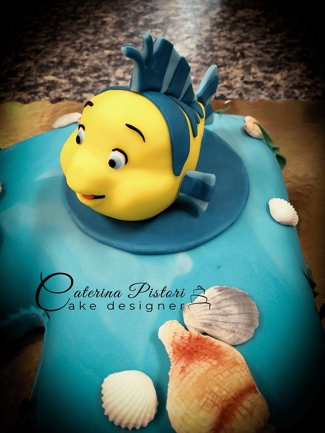 Flounder cake - Cake by Caterina Pistori - CakesDecor