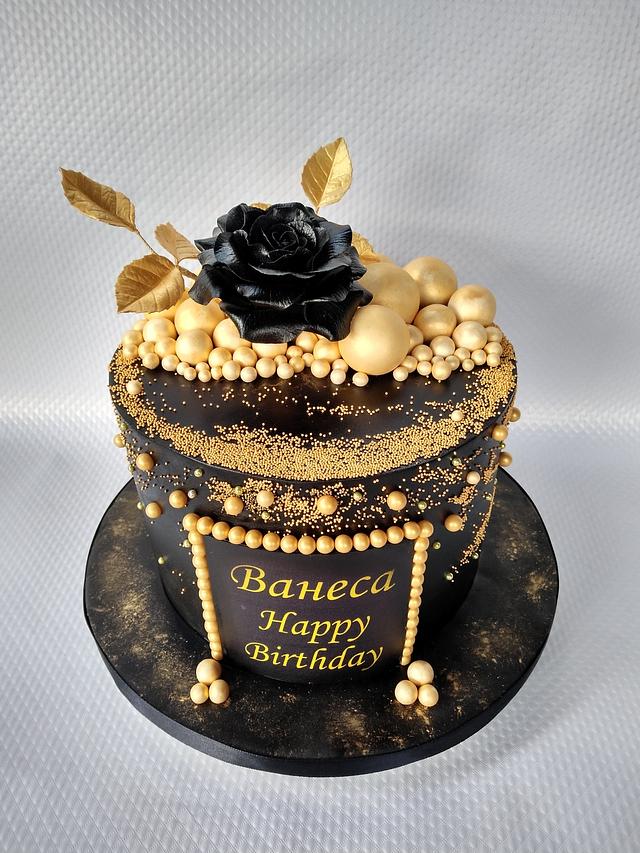 Black,gold and rose - Decorated Cake by Dari Karafizieva - CakesDecor