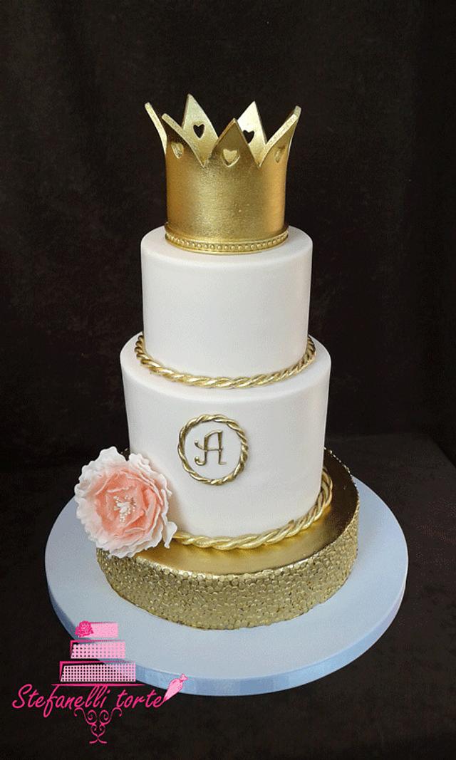 Wedding Cake Crown - Decorated Cake By Stefanelli Torte - Cakesdecor