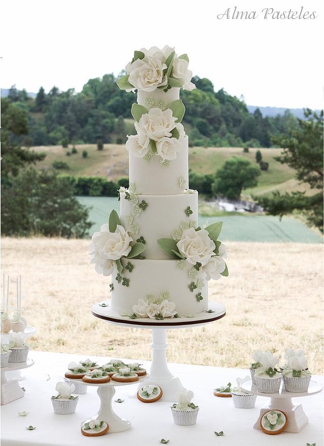 Countryside summer wedding cake