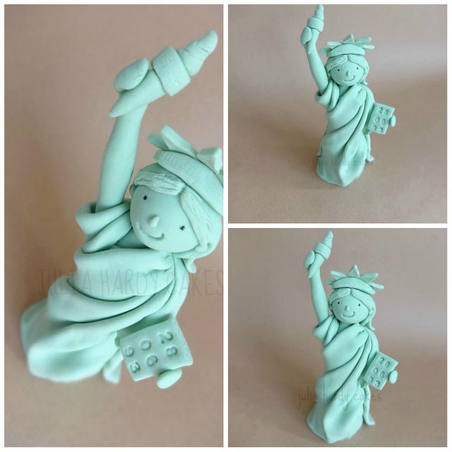 Statue of Liberty Decorated Cake by Julia Hardy CakesDecor