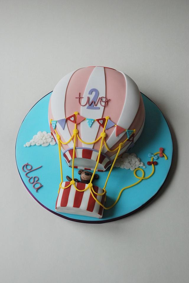 Hot Air Balloon cake - Decorated Cake by The Sweet Life - CakesDecor