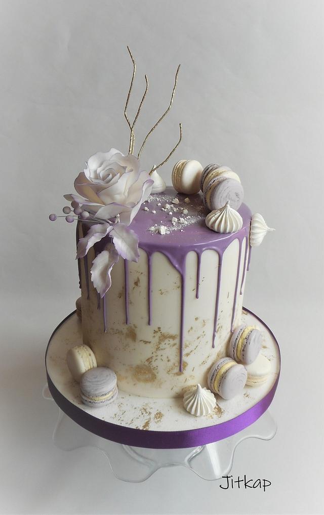Birthday drip cake - Decorated Cake by Jitkap - CakesDecor