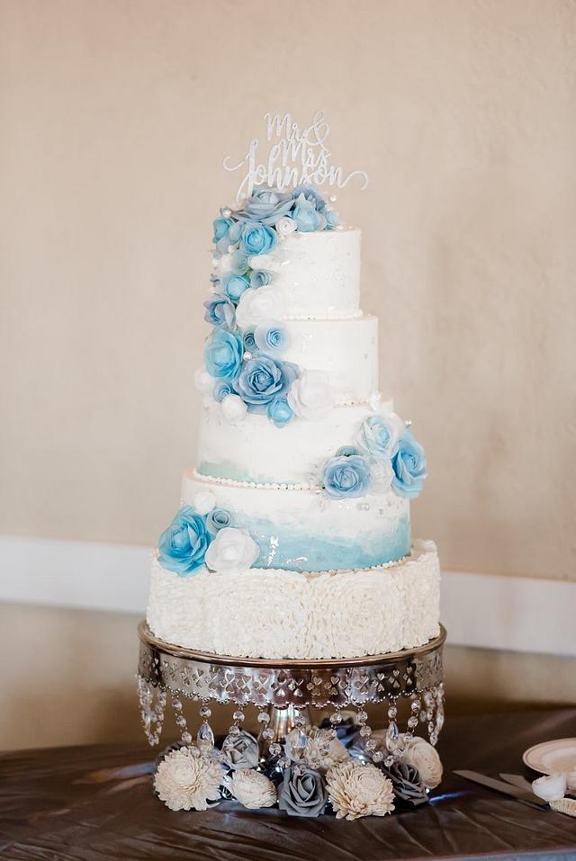 blue and silver winter wedding cakes