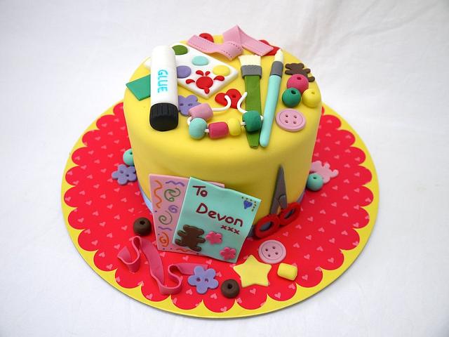 Art and Craft Cake - Cake by Natalie King - CakesDecor