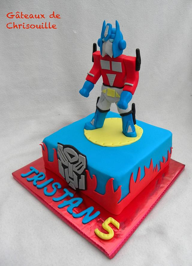 Optimus Prime Transformers Cake By Gateaux De Cakesdecor