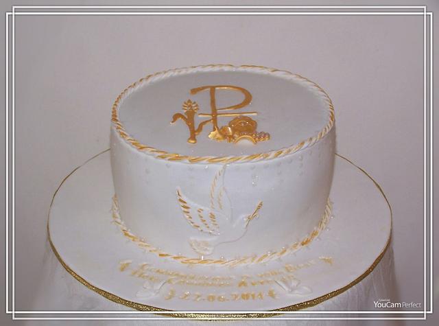 First Communion cake - Cake by The Custom Piece of Cake - CakesDecor