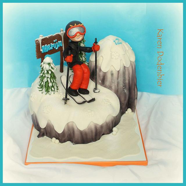 Ski cake - Decorated Cake by Karen Dodenbier - CakesDecor