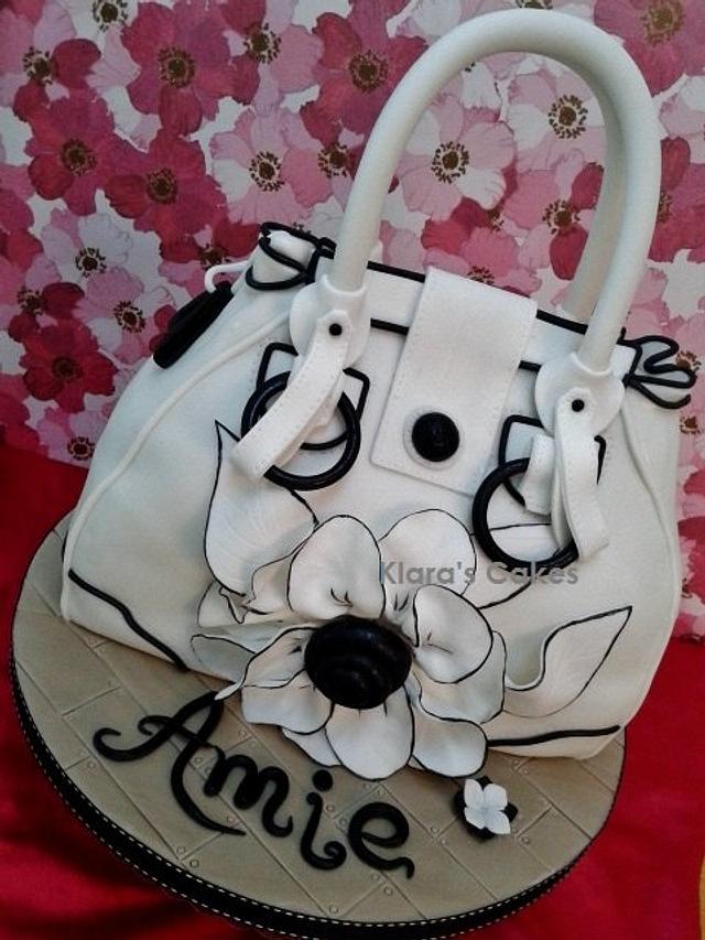 Handbag Cake Cake by Klaras Cakes CakesDecor