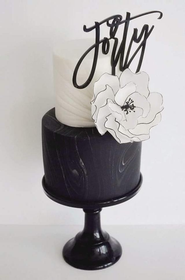 Black And White - Cake by Design Moi Un Cake - CakesDecor