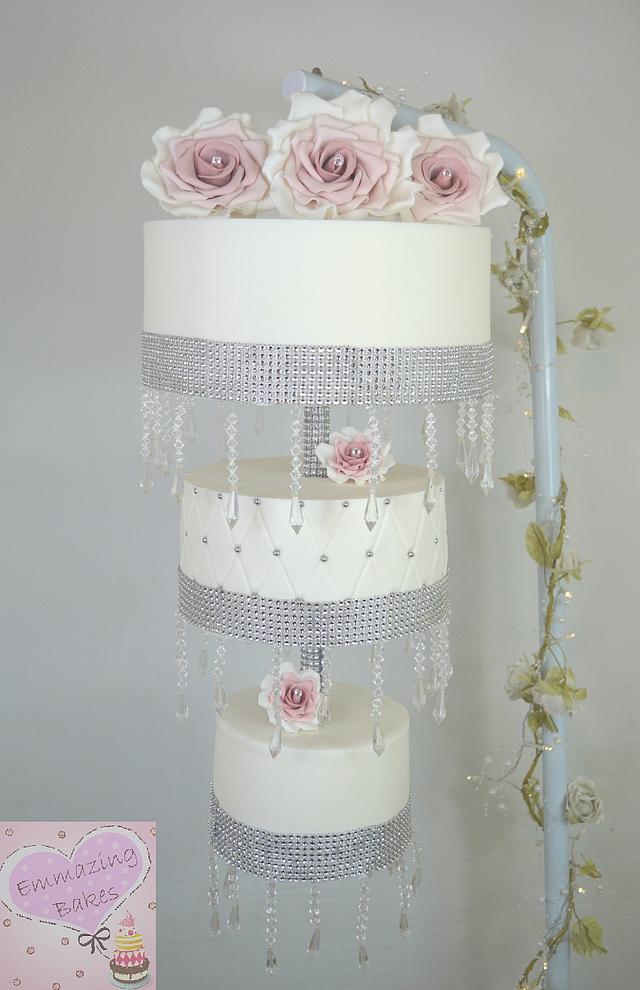 Crystal Cake Stand Illusion Floating Chandelier Wedding Cake - Etsy Hong  Kong