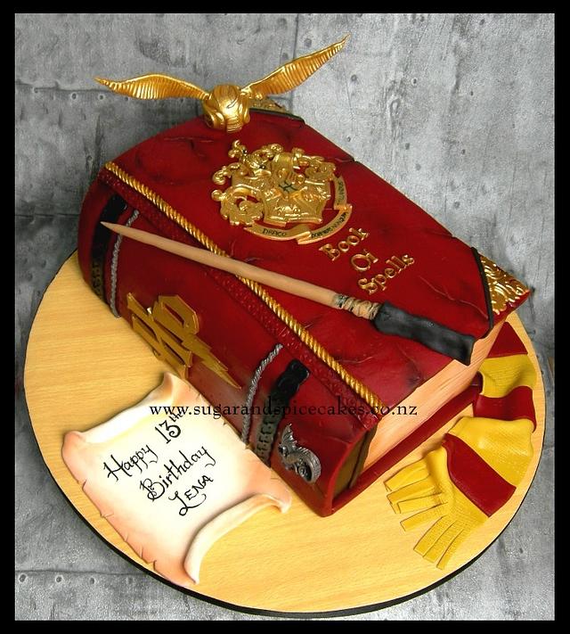 Harry Potter - Book of Spells Cake