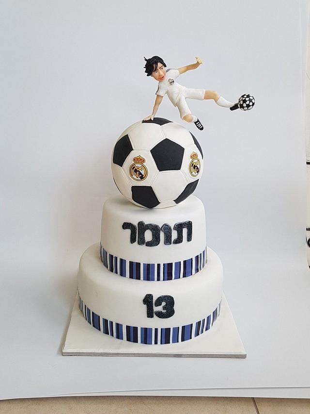 Bombay Bake In stores Cake Topper Soccer Set 8 Pcs Football Cake Topper  Soccer Cake Topper Cute Football Player Figurine Action Figure Toy Statue  Football Soccer Cake Topper Action Toy : Amazon.in: