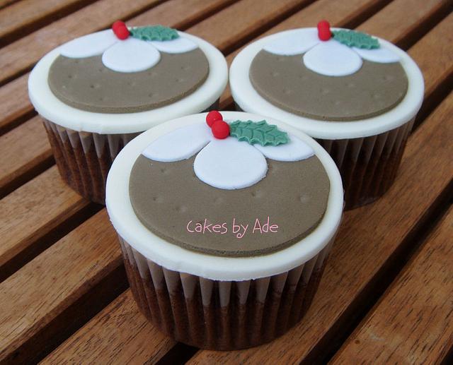 Christmas Cupcakes - December 2012