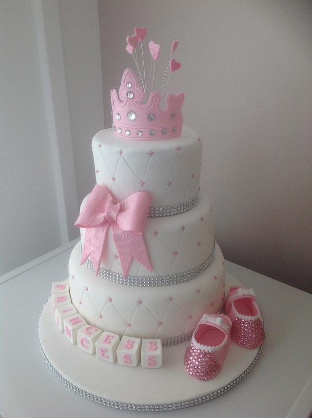 Pretty in pink - Cake by Suzanne - CakesDecor