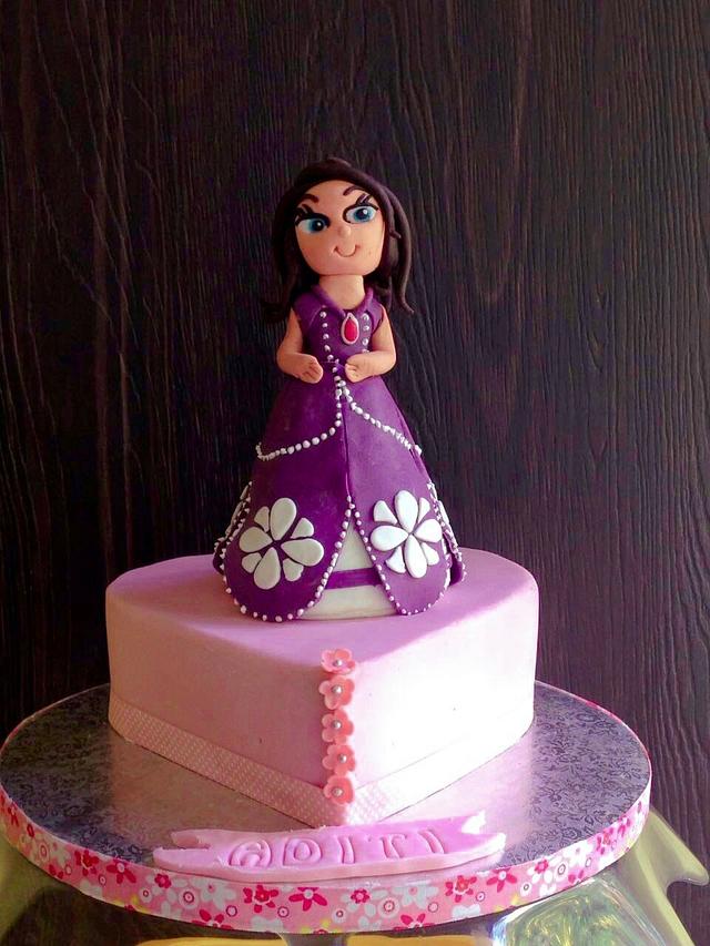 A Princess Decorated Cake By Debjani Mishra Cakesdecor 