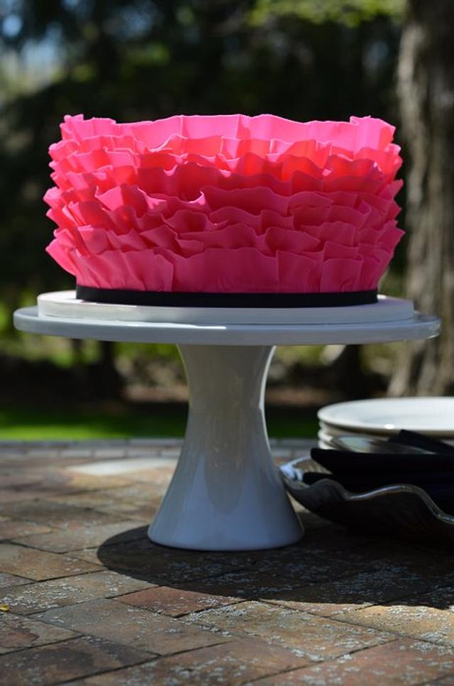 Hot Pink Ruffle Cake Decorated Cake By Elisabeth Cakesdecor 7107