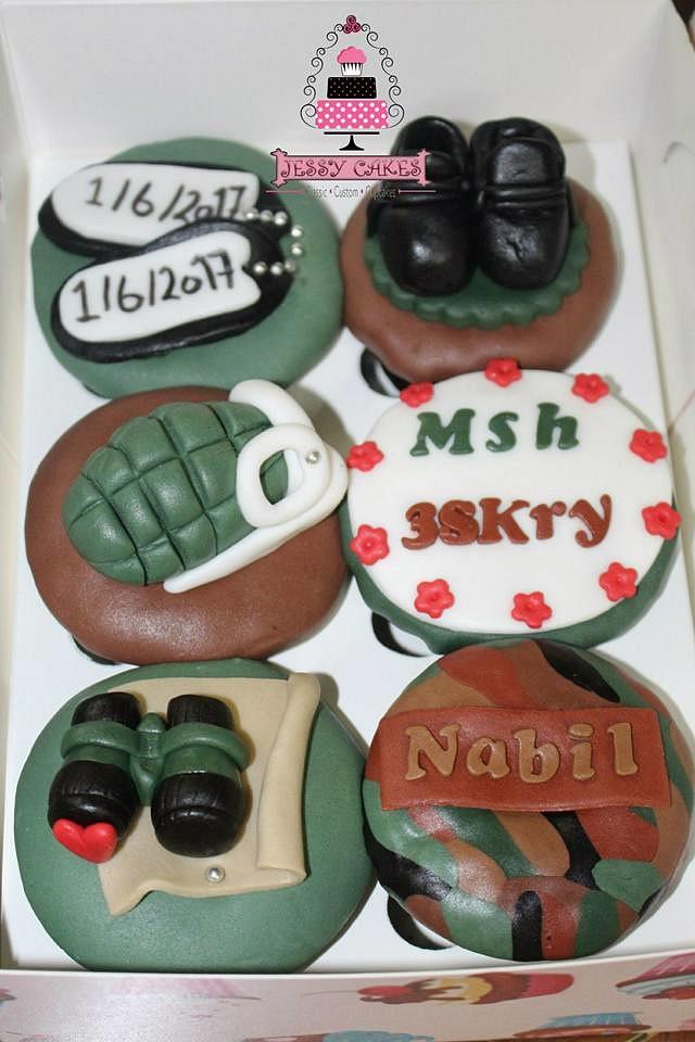 Army cupcakes