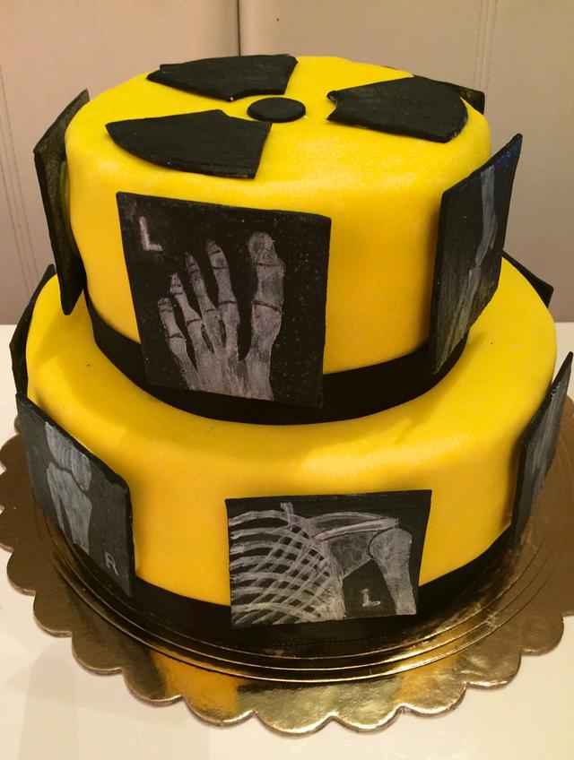 X Ray Cake Decorated Cake By Inchy1990 Cakesdecor 4522