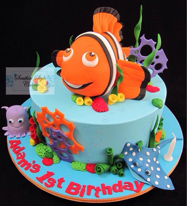 Nemo Cake - Decorated Cake by Southin Style Cakes - CakesDecor